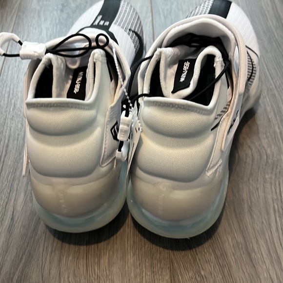 Brand new Nike sport performance Trout 7 MVNJ-856 baseball cleats - Picture 11 of 13